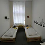 Veveri - Uvoz, 10 Min Pesky Do Centru