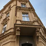 Vandrerhjem Veveri - Uvoz, 10 Min Pesky Do Centru *