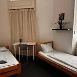 Veveri - Uvoz, 10 Min Pesky Do Centru Vandrerhjem *