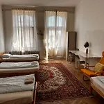 Veveri - Uvoz, 10 Min Pesky Do Centru Vandrerhjem *