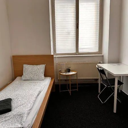 Veveri - Uvoz, 10 Min Pesky Do Centru Vandrarhem *