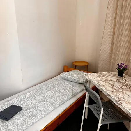 Veveri - Uvoz, 10 Min Pesky Do Centru Vandrarhem Brno