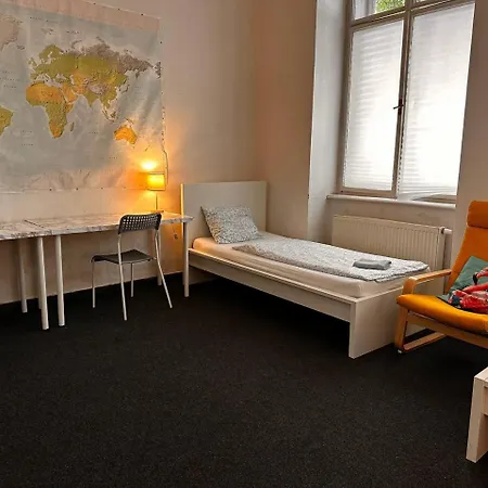 Veveri - Uvoz, 10 Min Pesky Do Centru برنو
