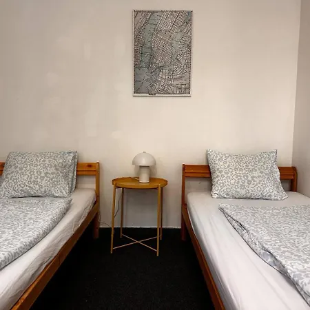 Veveri - Uvoz, 10 Min Pesky Do Centru Vandrarhem Brno