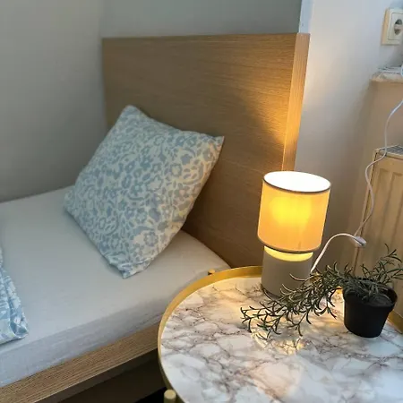 Vandrarhem Veveri - Uvoz, 10 Min Pesky Do Centru Brno