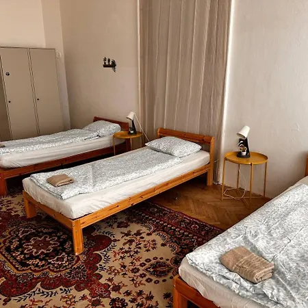 Veveri - Uvoz, 10 Min Pesky Do Centru