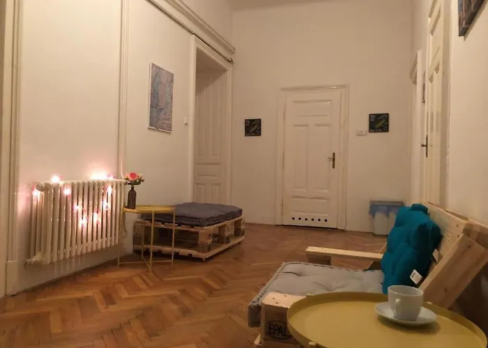Veveri - Uvoz, 10 Min Pesky Do Centru Auberge de jeunesse