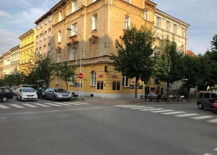 Veveri - Uvoz, 10 Min Pesky Do Centru Auberge de jeunesse *