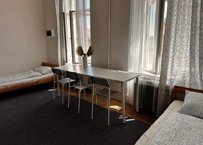 Auberge de jeunesse Veveri - Uvoz, 10 Min Pesky Do Centru *