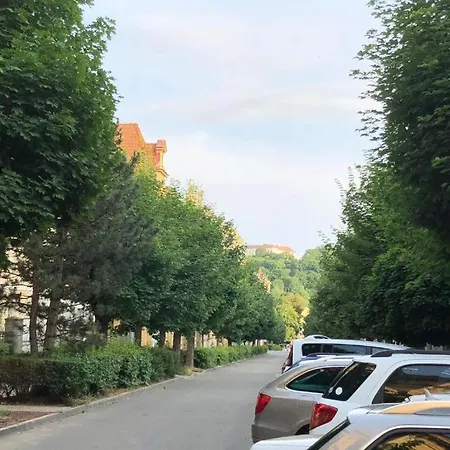 Veveri - Uvoz, 10 Min Pesky Do Centru * Брно