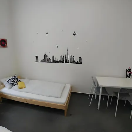 Hostel Veveri - Uvoz, 10 Min Pesky Do Centru