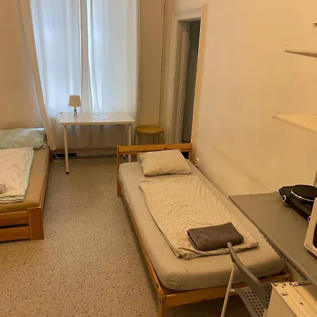 Veveri - Uvoz, 10 Min Pesky Do Centru Hostel Brno