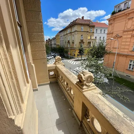 Veveri - Uvoz, 10 Min Pesky Do Centru Brno