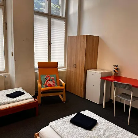 Veveri - Uvoz, 10 Min Pesky Do Centru Hostal *